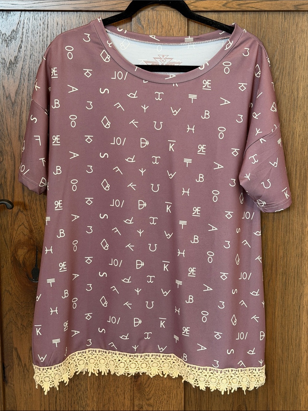Women's Mauve Short Sleeve Tee with Lace Hem